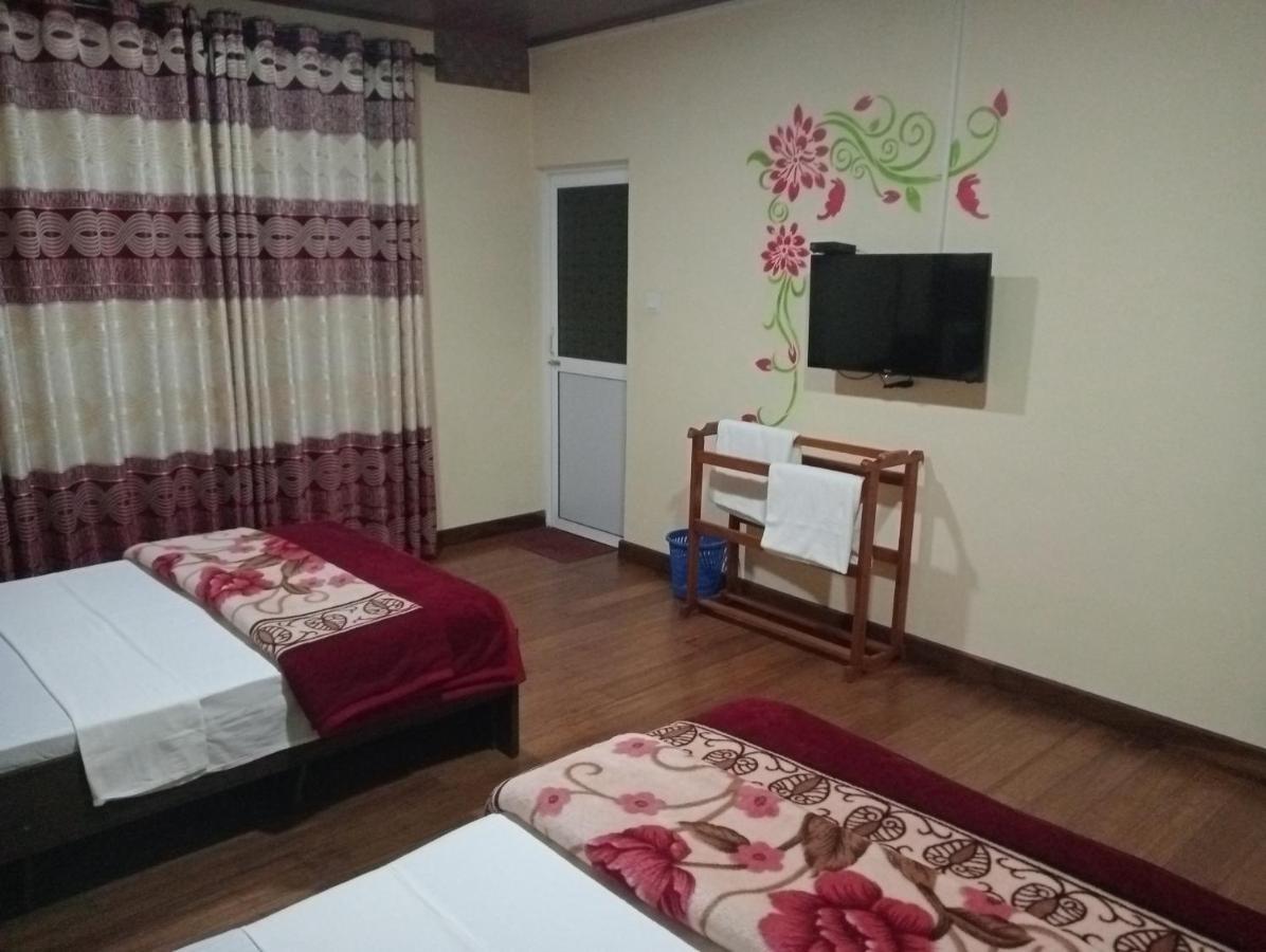 Thuvaraga Inn Нувара-Элия Экстерьер фото